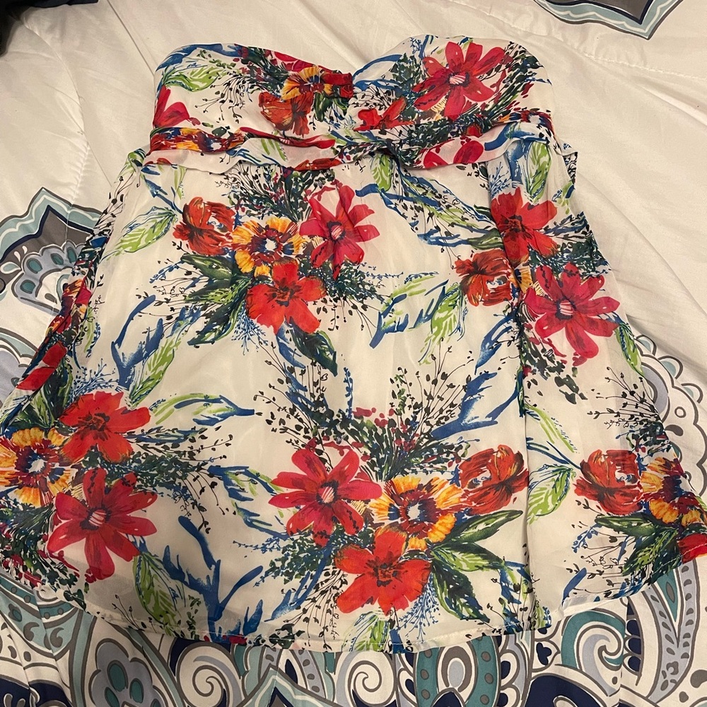 Floral halter top